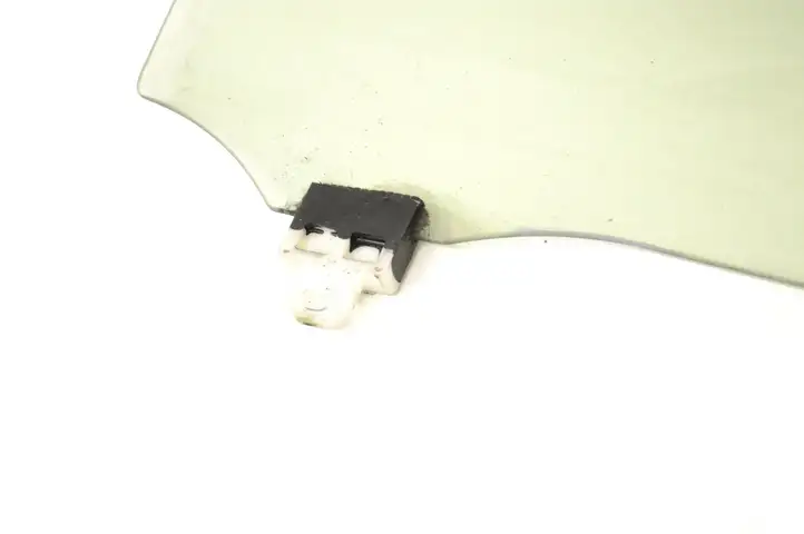 Toyota Prius (XW30) (2009 - 2015) 43R00122 Стекло задней двери — фото 3