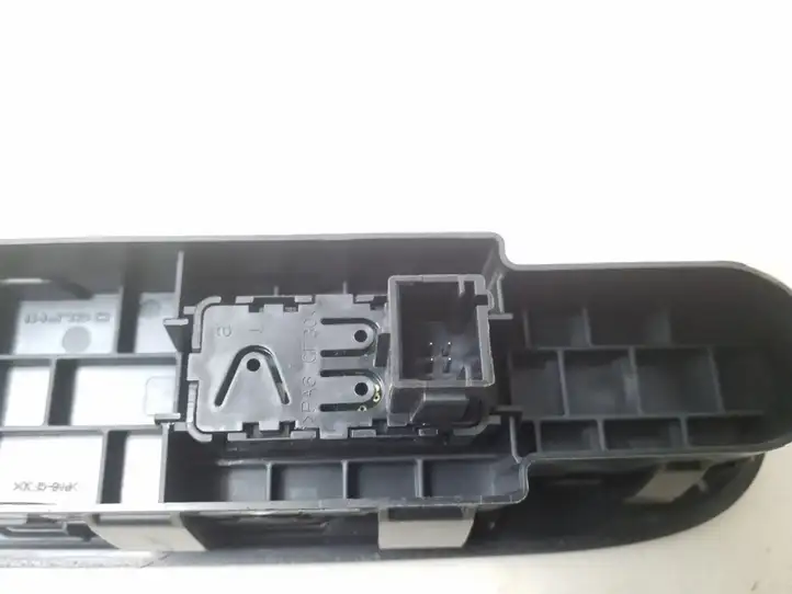 Citroen C3 (2009 - 2013) 96637533XT Кнопка стеклоподъемников — фото 2