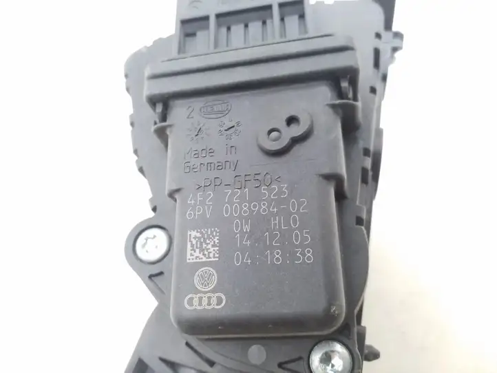 Audi A6 S6 C6 4F (2004 - 2008) 4F2721523 Педаль акселератора — фото 2