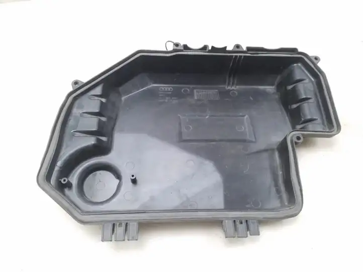 Audi A6 S6 C6 4F (2004 - 2008) 4F1907613 Крышка ящика предохранителей — фото 2