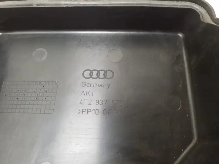 Audi A6 S6 C6 4F (2004 - 2008) 4F2937576 Крышка ящика предохранителей — фото 2