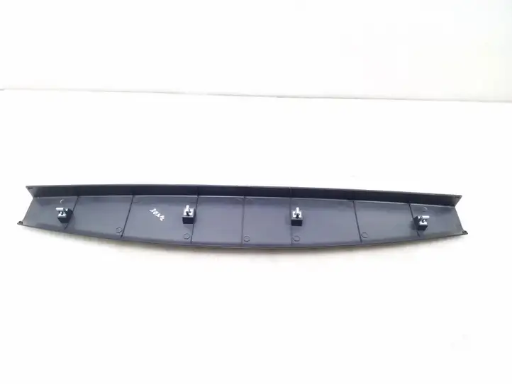 Opel Antara (2006 - 2011) 96662599 Отделка порога багажника — фото 4