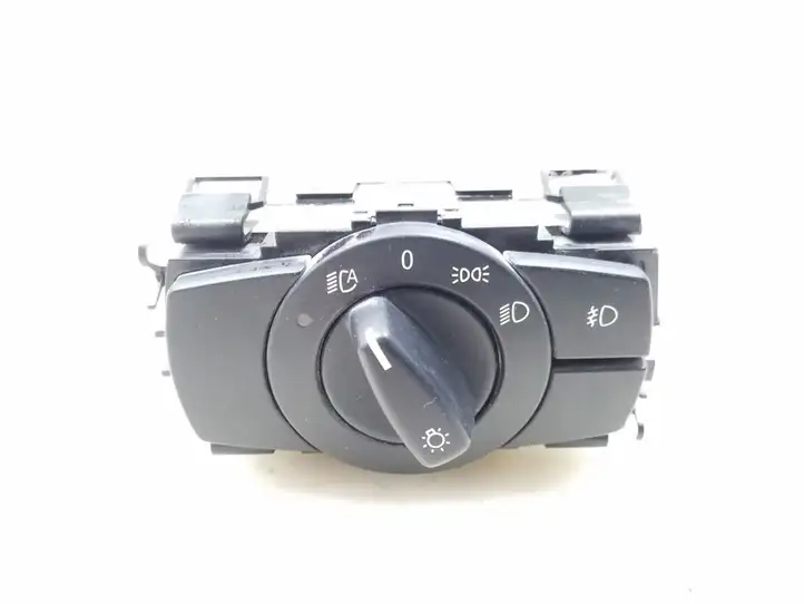 BMW 3 E90 E91 (2005 - 2012) 6938864 Включатель фонарей — фото 1