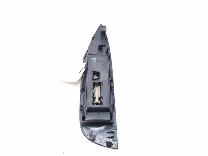 Nissan Qashqai (2013 - 2017) Кнопка стеклоподъемников — фото 2