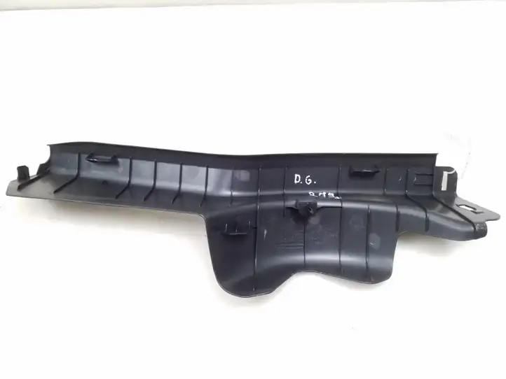 Nissan Qashqai (2010 - 2013) 84950JD100 Верхняя обшивка стойки D — фото 2