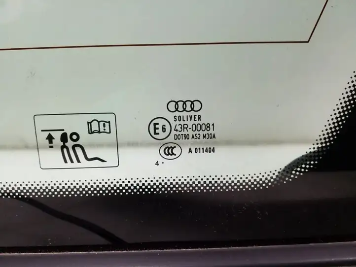 Audi A4 S4 B8 8K (2007 - 2011) Заднее боковое стекло — фото 2