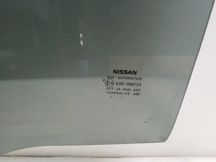 Nissan Qashqai (2010 - 2013) Стекло задней двери — фото 3
