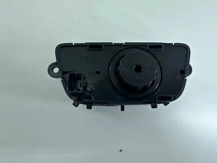 Audi A4 S4 B9 (2015 - 2019) 4M0941531P Включатель фонарей — фото 2