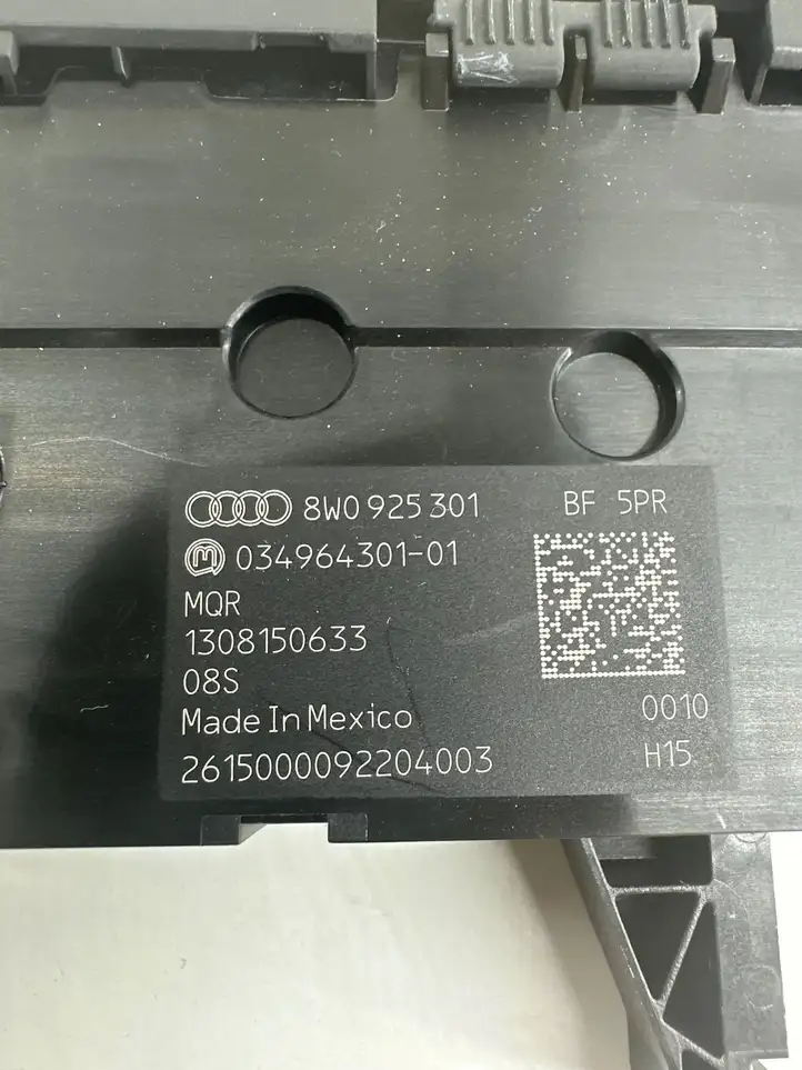 Audi A4 S4 B9 (2015 - 2019) 8W0925301 Блок кнопок на панели — фото 2