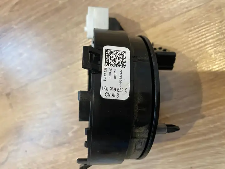 Volkswagen Caddy (2004 - 2010) 1K0959653C Контактное кольцо SRS — фото 4