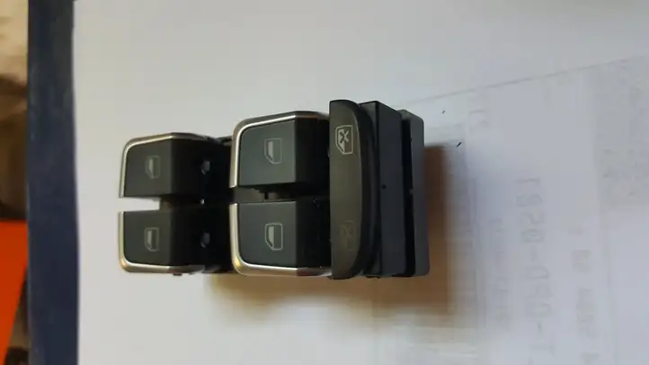 Audi Q5 SQ5 (2012 - 2017) 8K0959851 Кнопка стеклоподъемников — фото 2