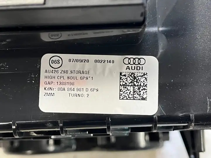 Audi Q5 SQ5 (2017 - ) 80A863004 Модуль беспроводной зарядки — фото 6