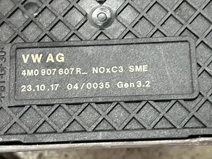 Audi Q7 4M (2015 - ) 4M0907807R Лямбда-зонд — фото 3