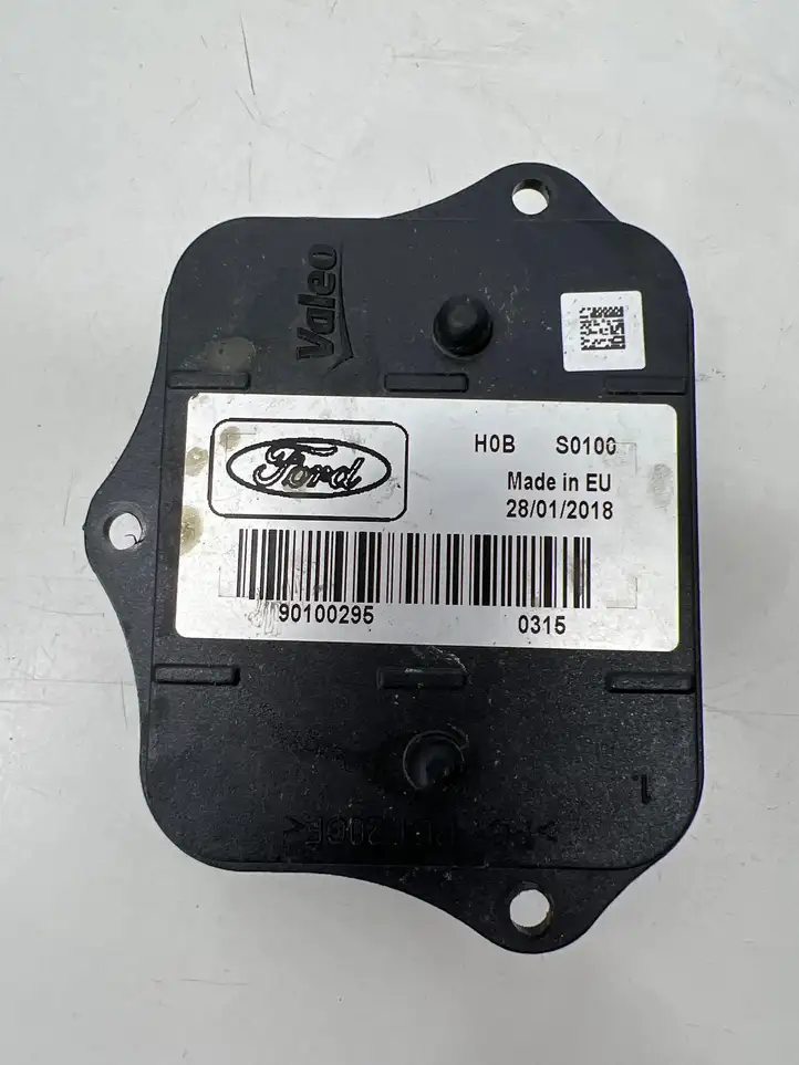 Ford Kuga II (2013 - 2019) 90100295 Блок розжига ксенона — фото 3