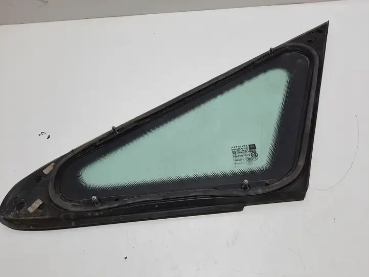 Opel Zafira B (2003 - 2006) 43R007951 Треугольное стекло кузова — фото 2