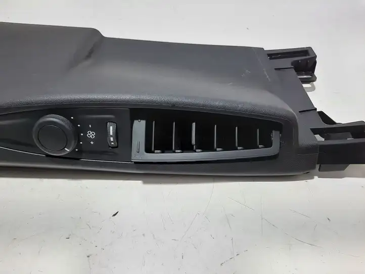 Citroen C4 Grand Picasso (2013 - 2016) 9677772477 Обшивка стойки D нижняя — фото 2