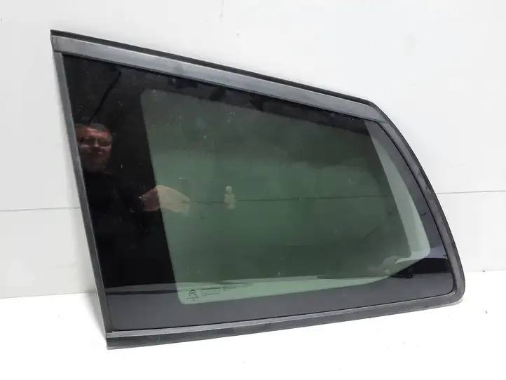 Citroen C4 Grand Picasso (2013 - 2016) 43R004523 Заднее боковое стекло — фото 1