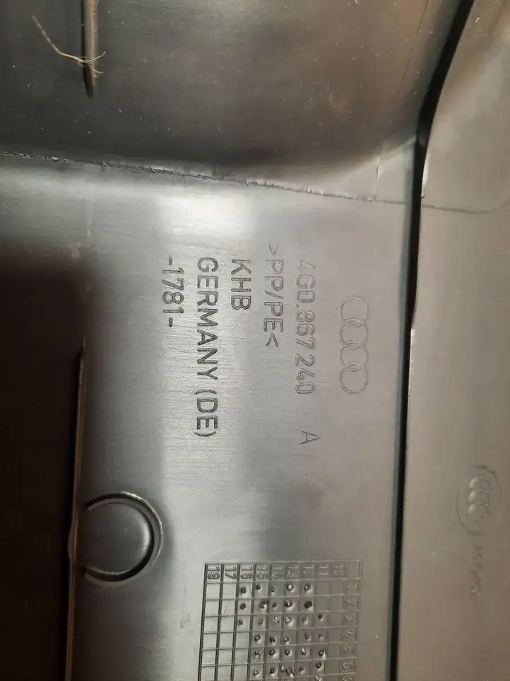 Audi A6 C7 (2014 - 2018) 4G0867240A Нижняя обшивка стойки B — фото 6