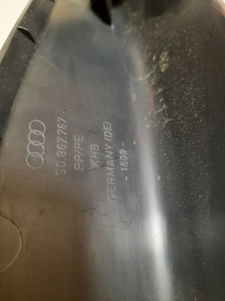 Audi A6 C7 (2014 - 2018) 4G0867767A Нижняя боковая отделка заднего сиденья — фото 4