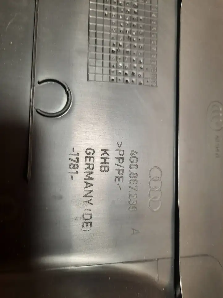 Audi A6 C7 (2014 - 2018) 4G0867239A Нижняя обшивка стойки B — фото 5
