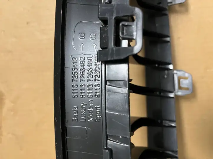 BMW 3 F30 F35 F31 (2012 - 2018) 7255412 Передняя решетка — фото 2