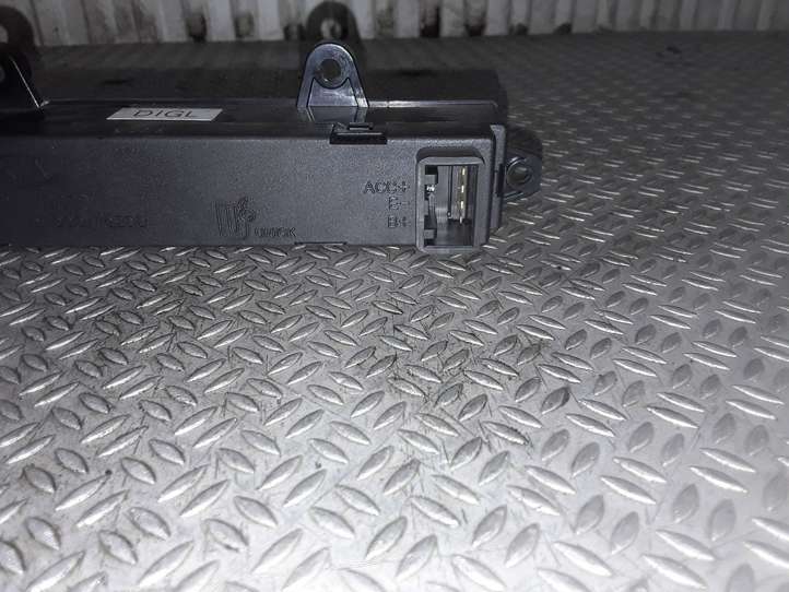 Kia Rio (2002 - 2005)  945201G000 Часы