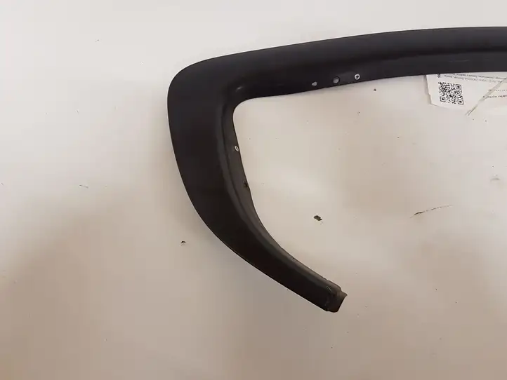 BMW 3 F30 F35 F31 (2012 - 2018) 4848946 Накладка стекла задней двери — фото 2