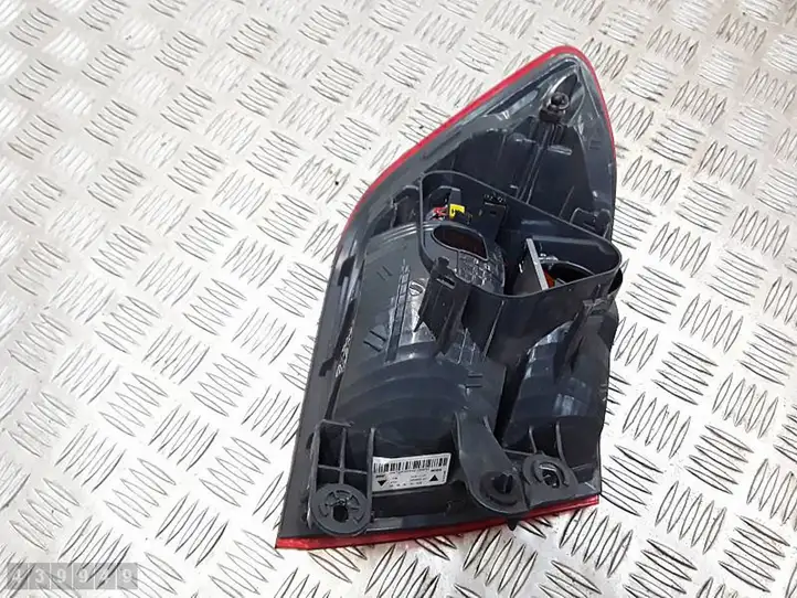 BMW 3 F30 F35 F31 (2012 - 2018) 7259894 Задний фонарь в кузове — фото 3