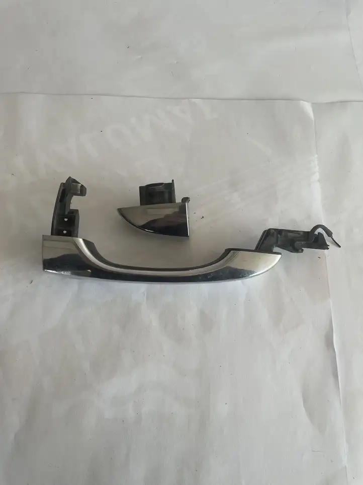 Chrysler 300 - 300C (2005 - 2011) 94002558 Подсветка рукоятки передней двери (наружняя) — фото 1