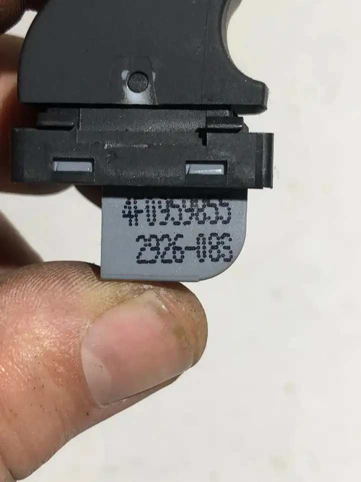 Audi Q7 4L (2005 - 2009) 4F0959855 Кнопка стеклоподъемников — фото 3