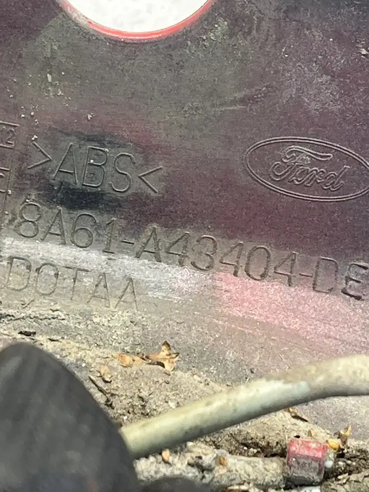 Ford Fiesta (2009 - 2012) 8A61A43404DB Подсветка номера — фото 6