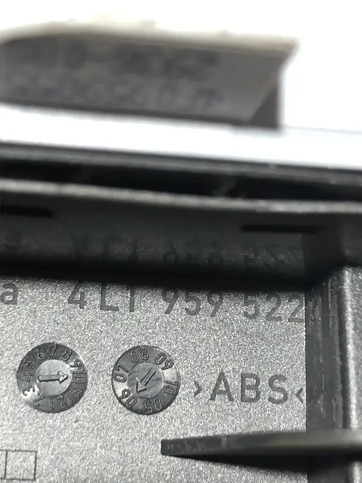 Audi Q7 4L (2005 - 2009) 4F0959855 Кнопка стеклоподъемников — фото 3