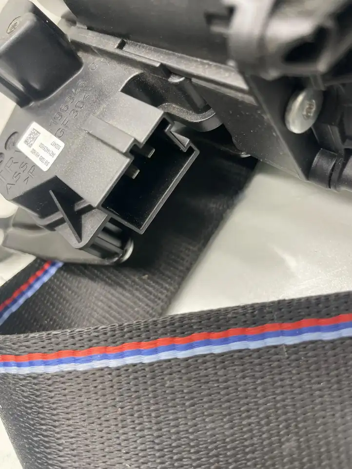 BMW X5 G05 (2018 - ) 34243866C Передний ремень безопасности — фото 3