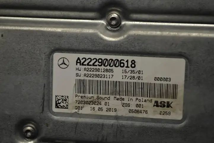 Mercedes-Benz C W205 (2014 - 2021) a2229000618 Усилитель звука — фото 5