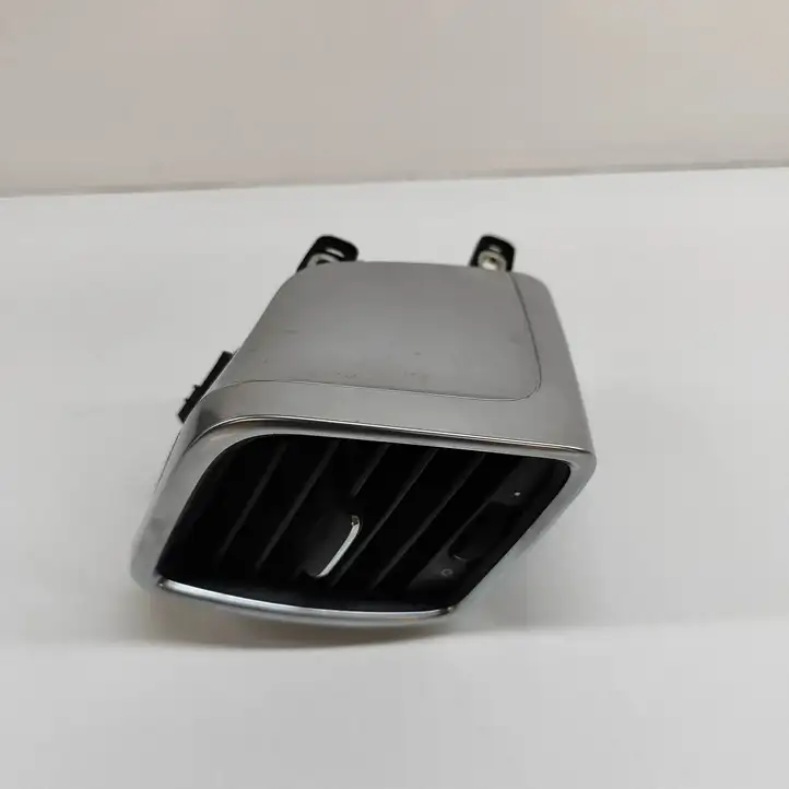 Porsche Panamera (970) (2009 - 2013) 970552131 Воздушная решетка панели — фото 4