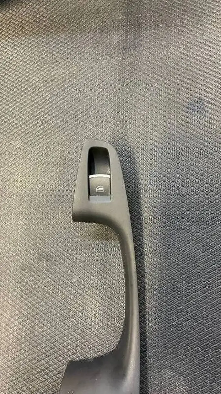 Volkswagen Jetta VI (2011 - 2018) 5K0959855 Кнопка стеклоподъемников — фото 1
