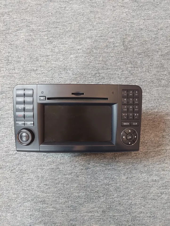 Mercedes-Benz ML W164 (2005 - 2011) A1649002601 Навигационные карты CD/DVD — фото 1