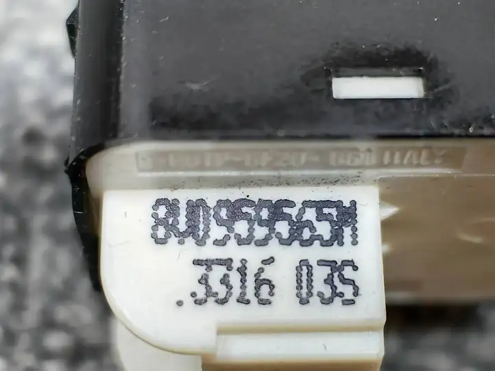 Audi A3/S3 8V (2016 - 2020) 8V0959565M Кнопка стеклоподъемников — фото 4