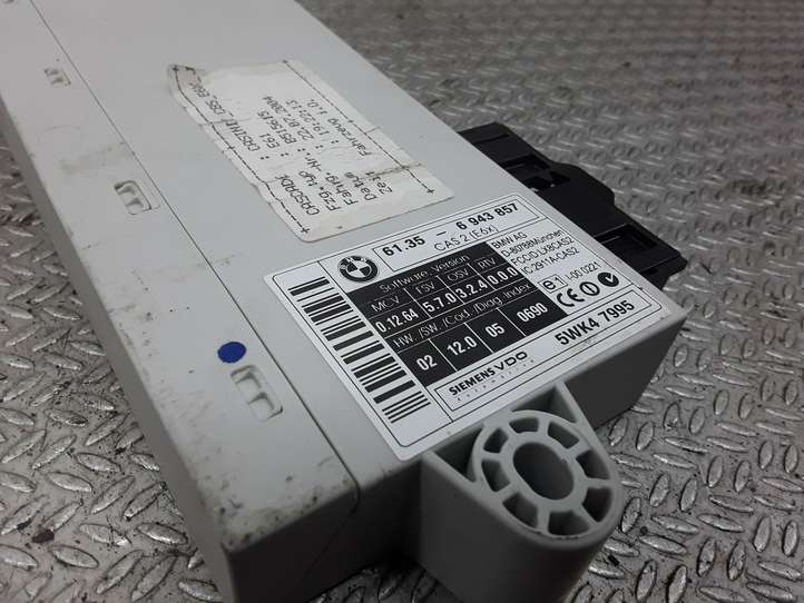 BMW 5 E60 E61 (2004 - 2010)  61356943857 Модуль блока управления CAS