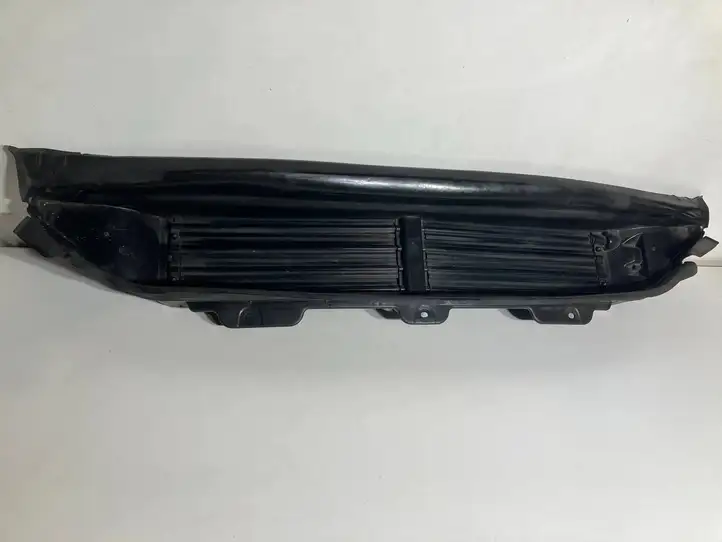 Volvo XC90 (2014 - 2019) A24051103312 Передняя решетка — фото 1