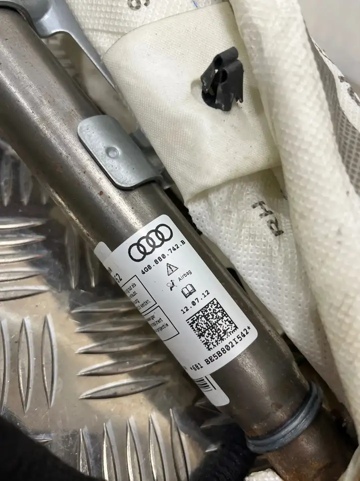 Audi A7 S7 4G (2010 - 2014) 4G8880742B Боковая подушка безопасности шторка — фото 5