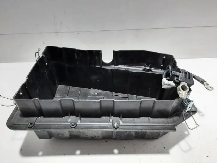 Volkswagen Touareg II (2010 - 2018) 7P0915181B Минусовой провод аккумулятора — фото 1