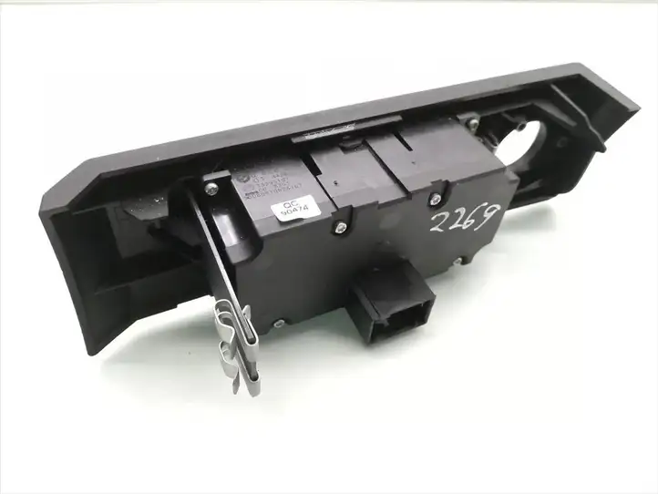 BMW 5 E60 E61 (2004 - 2010) 6988555 Включатель фонарей — фото 3