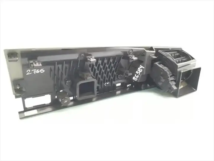 Jaguar XF (2007 - 2015) 8X23-043C26-PJ Боковой воздушный дефлектор — фото 3