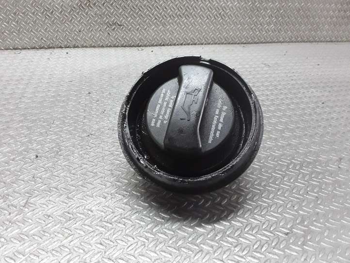 Volkswagen Golf IV (1998 - 2005)  038133287C  Крышка маслозаливной горловины