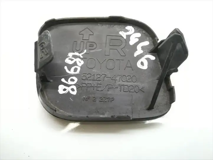 Toyota Prius (XW30) (2009 - 2015) 52127-47020 Заглушка буксировочной петли — фото 5