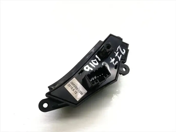 Hyundai i40 (2015 - ) 39R293-1200 Кнопки на рулевом колесе — фото 4