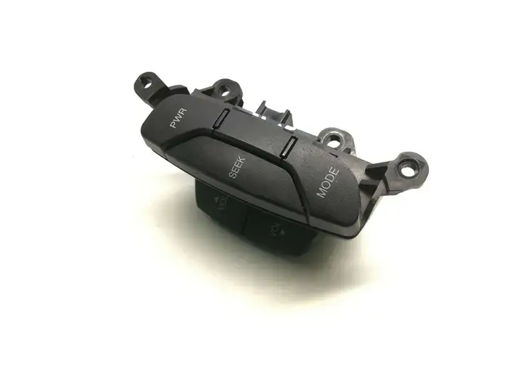 Chevrolet Captiva (2006 - 2011) 96628528 Кнопки на рулевом колесе — фото 1