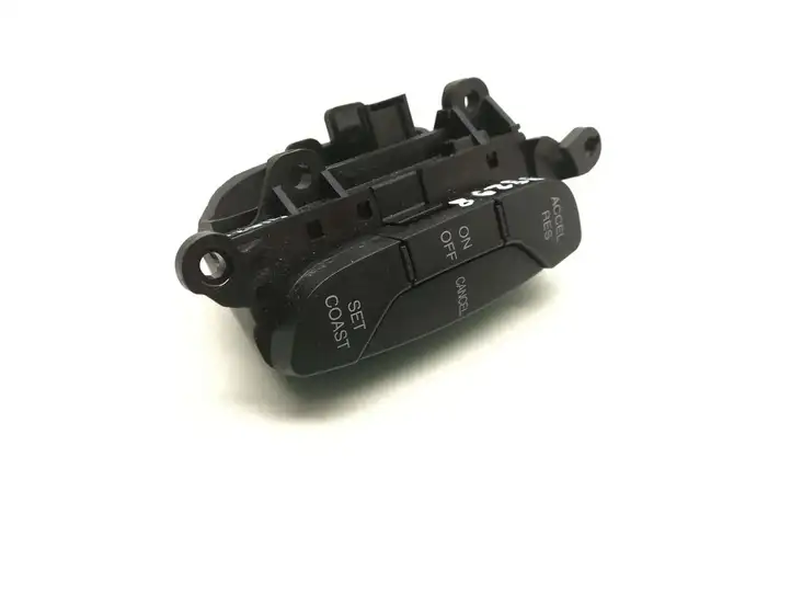 Chevrolet Captiva (2006 - 2011) 96866026 Кнопки на рулевом колесе — фото 1