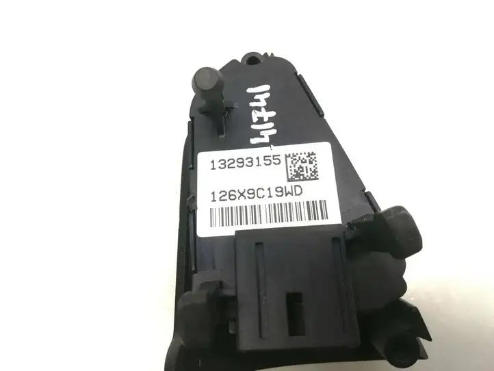 Opel Astra J (2009 - 2012) 13293155 Кнопки на рулевом колесе — фото 5
